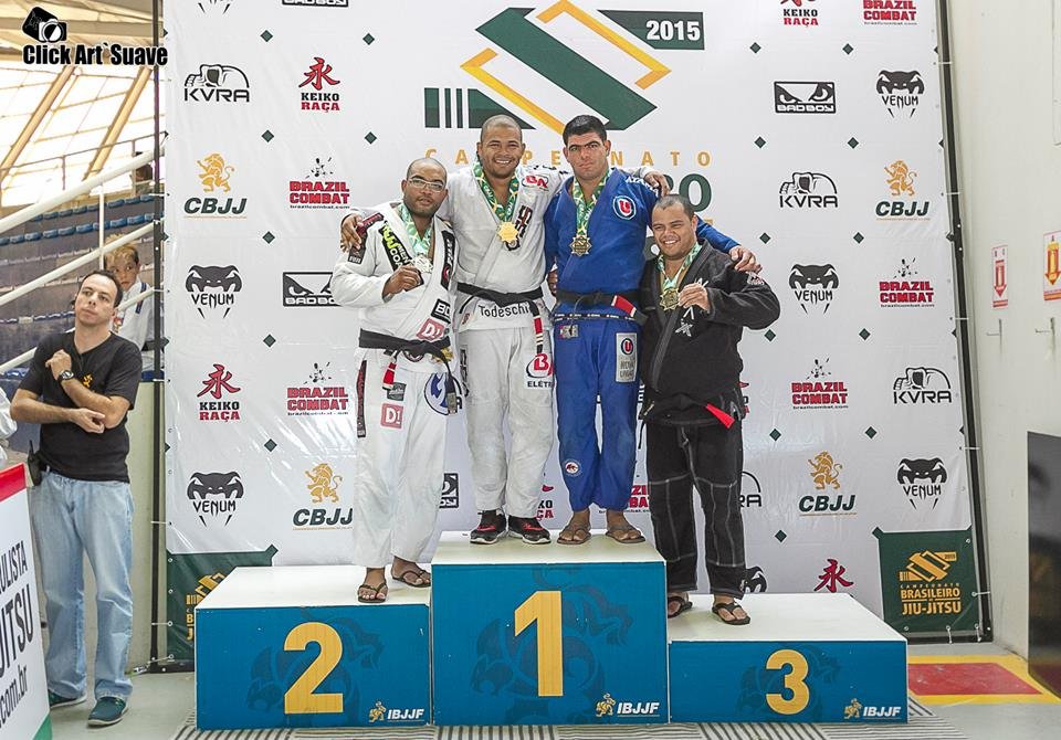 Thiago Reinaldo on the podium at the 2015 Brazilian National Championship