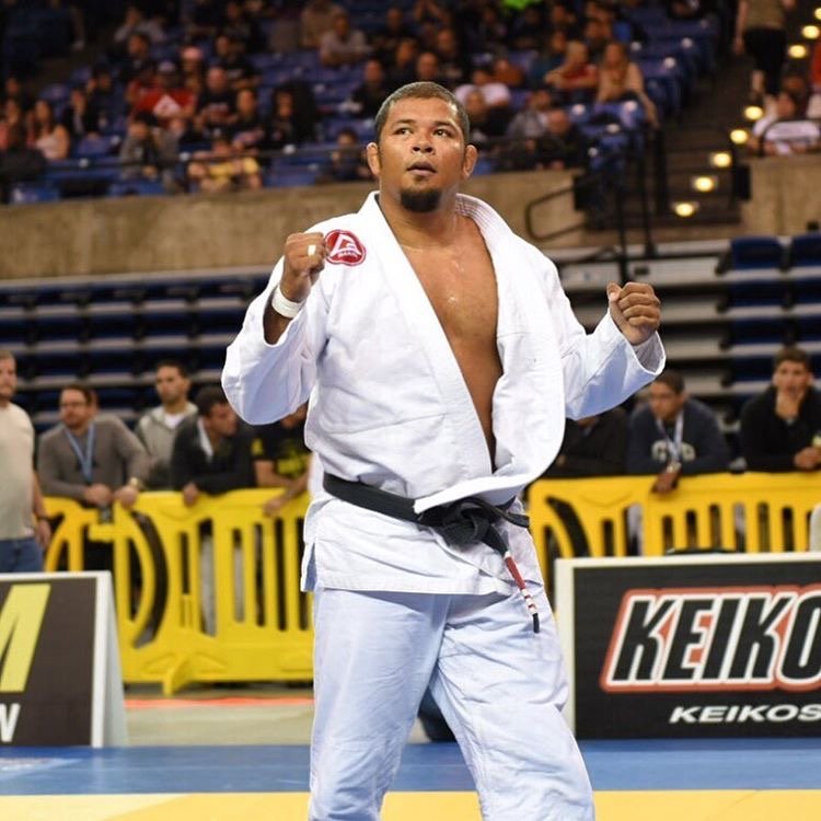 Thiago Reinaldo celebrating his victory at the 2016 IBJJF Pan American Championship