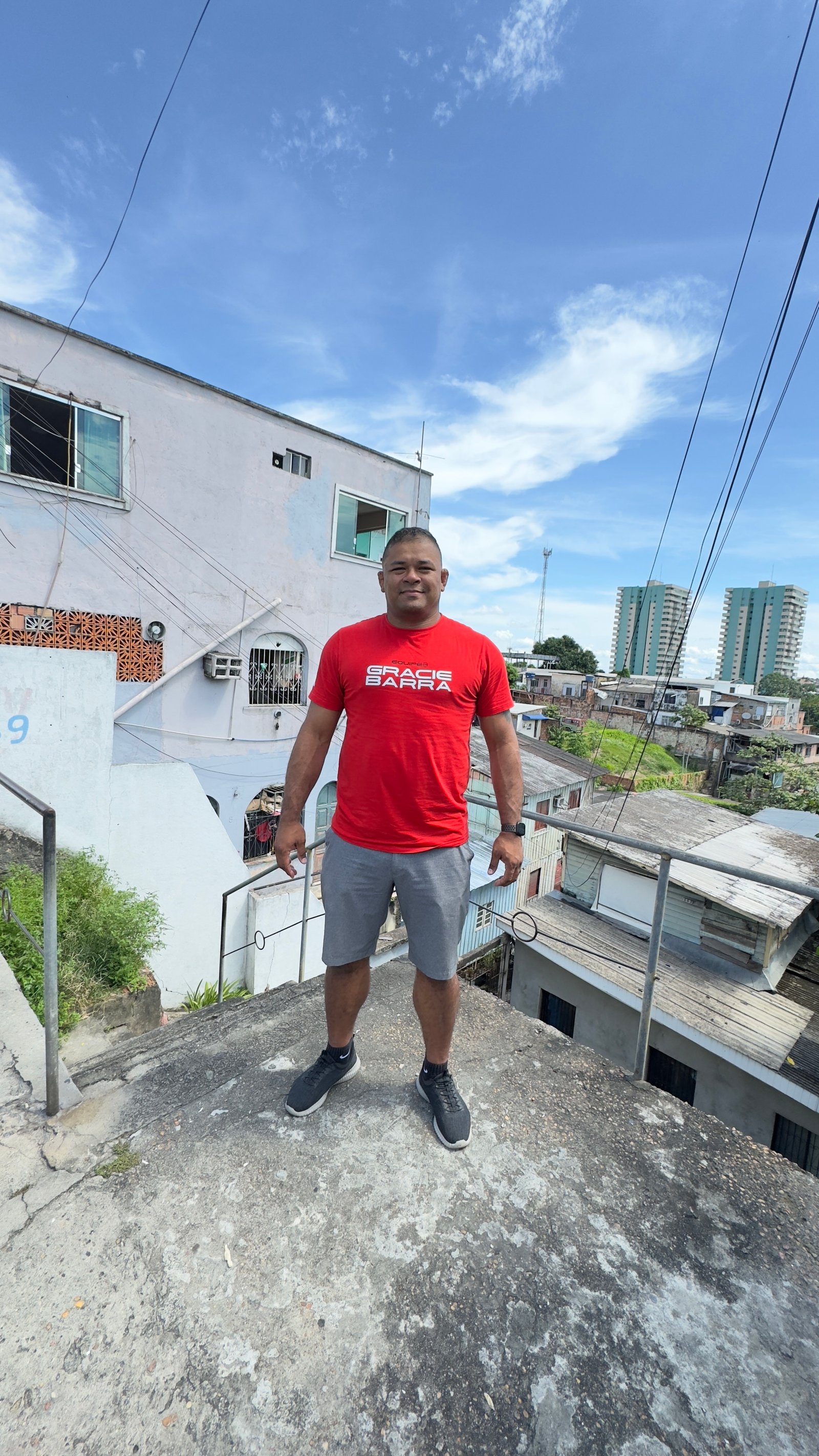 Thiago Reinaldo revisiting his family home in Aparecida, Manaus, years after his childhood